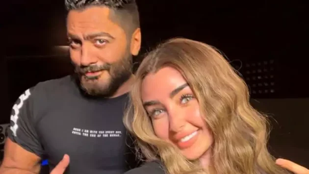 هنا الزاهد